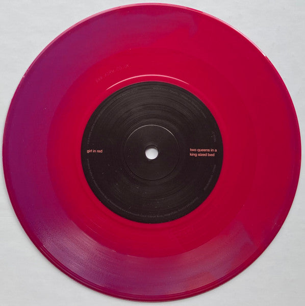 Girl In Red : Two Queens In A King Sized Bed (7", S/Sided, Single, Ltd, Pin)