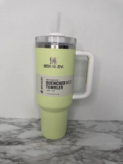 Stanley Quencher H2.0 FlowState 40oz Stainless Steel Tumbler - CREAM